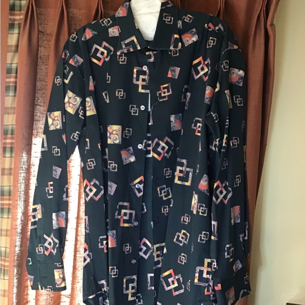 NWOT fluxes Long Sleeve Casual Button Down Shirt in XL